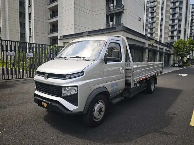 Yuan Cheng Farizon Star Enjoy F1E 2023 Flatbed Truck CATL 41.86kWh