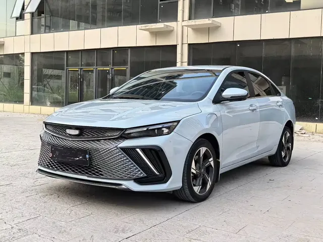 Geely Emgrand L HiP 2022 1.5TD-DHT Pro 100KM Super Rui
