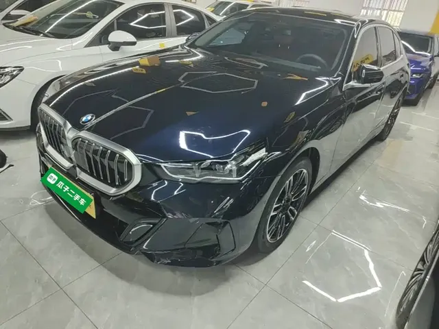 BMW 5 Series 2026 530Li Leading M Sport Package