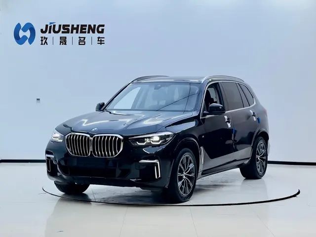 BMW X5 2022 xDrive 30Li Premium M Sport Package