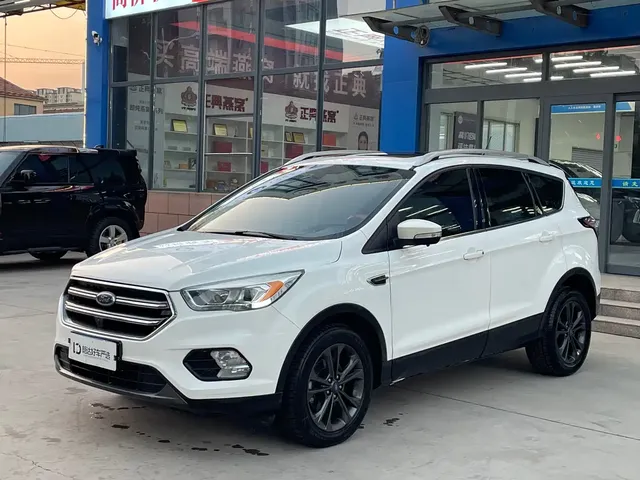 Ford Kuga 2019 EcoBoost 180 2WD Platinum Wing Edition China VI