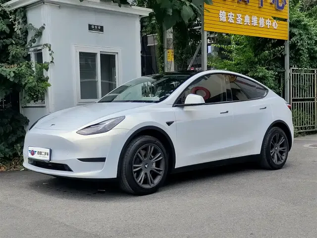 Tesla Model Y 2023 Rear-Wheel Drive Edition