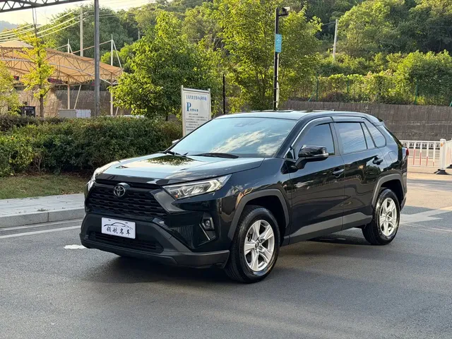 Toyota RAV4 Rongfang 2024 2.0L CVT FWD Urban Edition