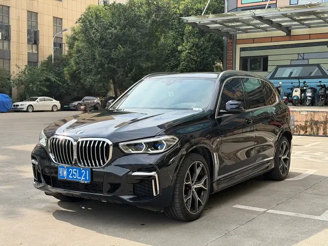 BMW X5 2022 Facelift xDrive 40Li M Sport Package