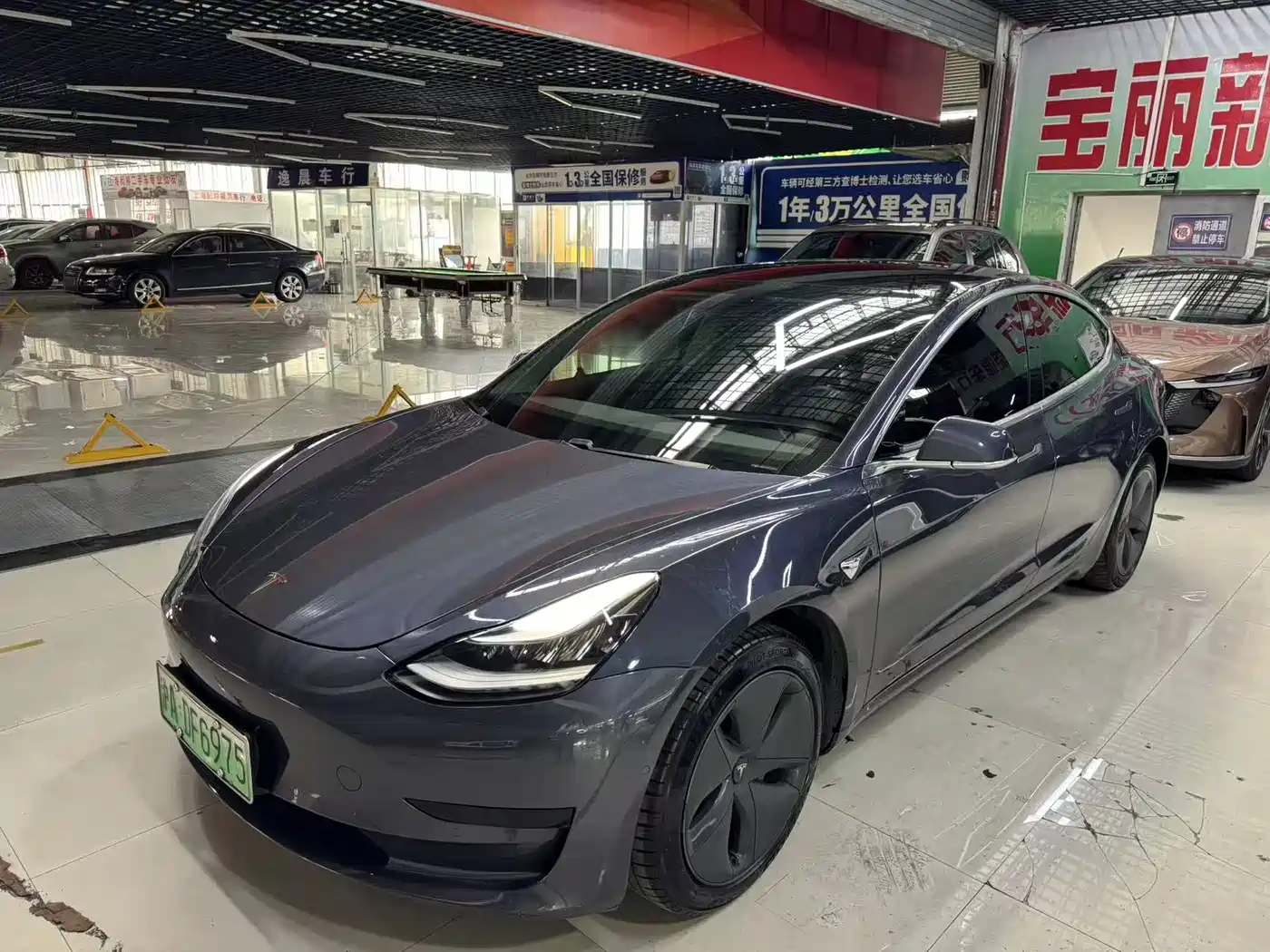 Tesla Model 3 (Import) 2019 Standard Range RWD Upgraded Edition
