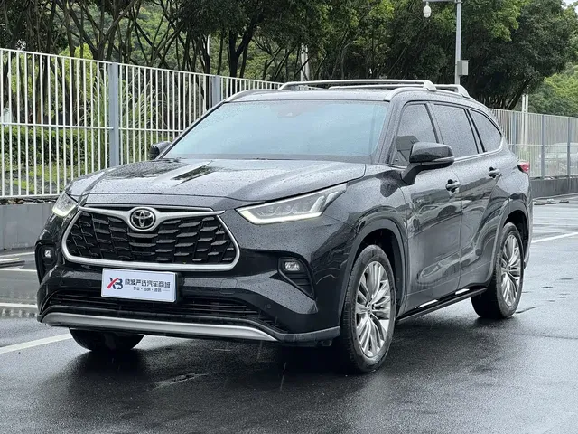 Toyota Highlander 2024 2.5L Smart Hybrid 4WD Premium 7-seater