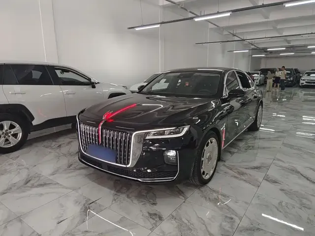 Hongqi H9 2022 2.0T Smart Connect Flag Enjoy Edition