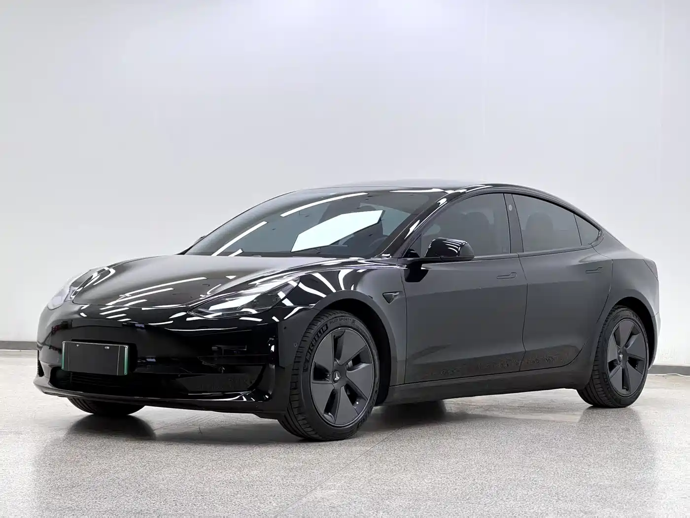 Tesla Model 3 2020 Facelift Standard Range RWD Upgrade