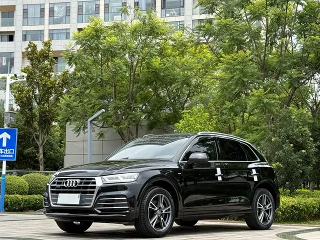 Audi Q5L 2018 40 TFSI Premium Fashion China VI
