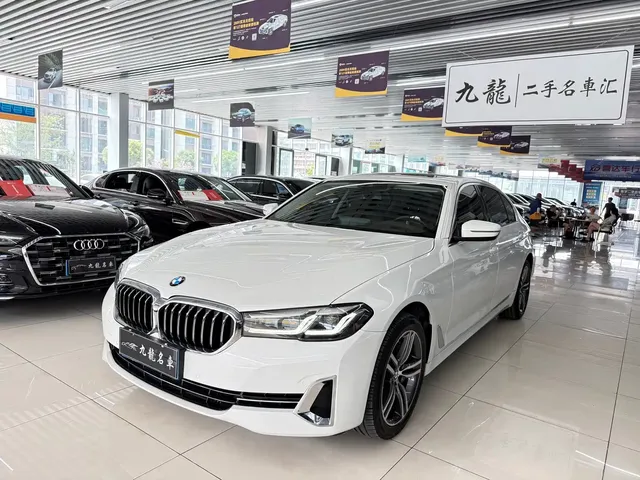 BMW 5 Series 2022 Facelift 530Li Leading Luxury Package