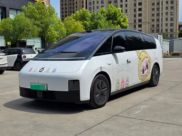 Li Auto MEGA 2025 Model Home Family Special Edition