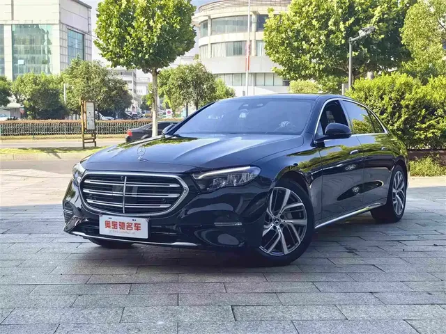 Mercedes-Benz E-Class 2025 E 300 L Fashion