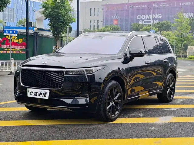 Li Auto Li ONE 2021 Extended Range 6-Seater