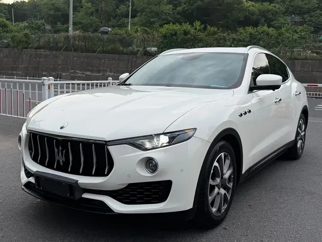 Maserati Levante 2019 3.0T Standard Edition China V