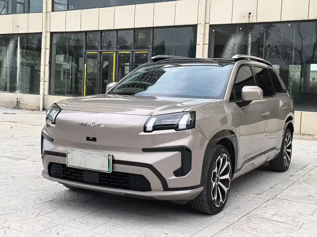 Aion V 2024 Aion T-Rex 650 Smart Premium Edition