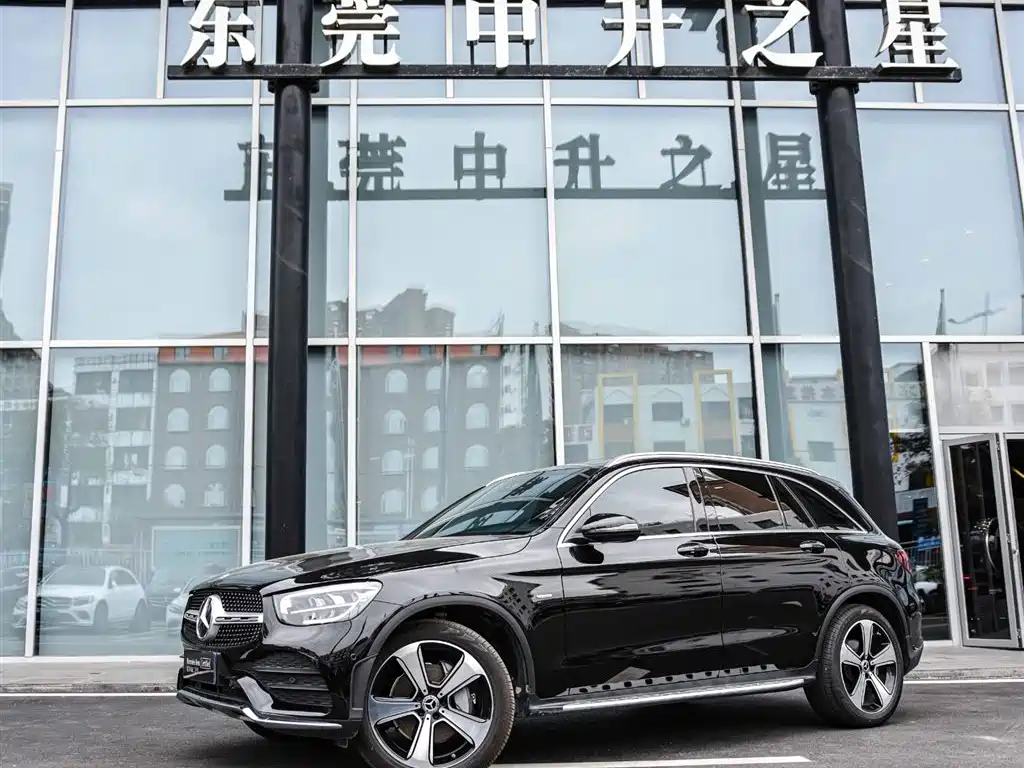Mercedes-Benz GLC 2022 GLC 300 L 4MATIC Dynamic Collector's Edition