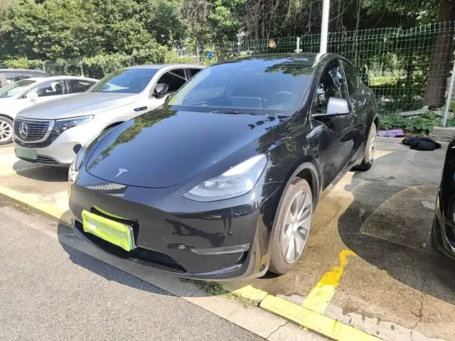 Tesla Model Y 2021 Model Long Range AWD