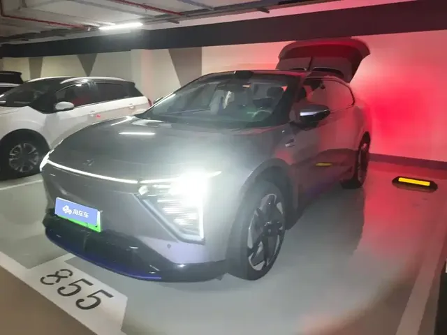 HiPhi Y 2023 560km Elite Edition