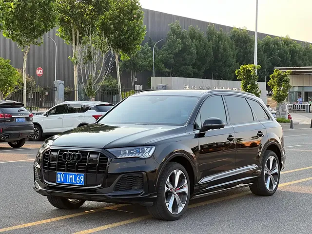 Audi Q7 2020 55 TFSI quattro S line Sport