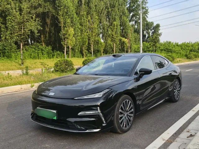 Geely Galaxy Xingyao 8 2025 130km EM-P Starship Edition