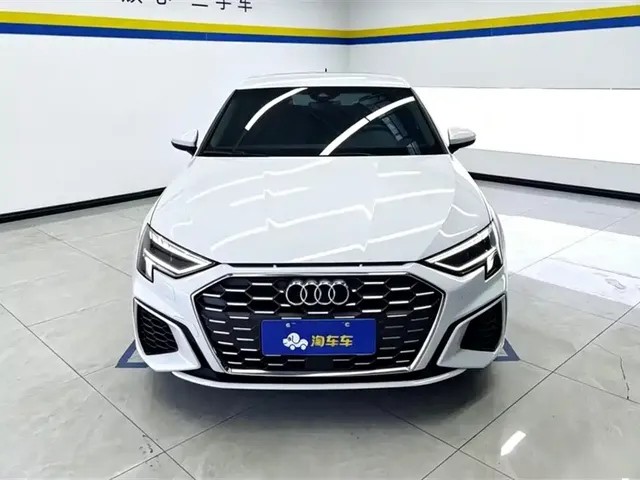 Audi A3 2024 Model Sportback 35 TFSI Progressive Sport