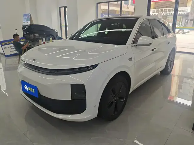 Li Auto L6 2024 Pro