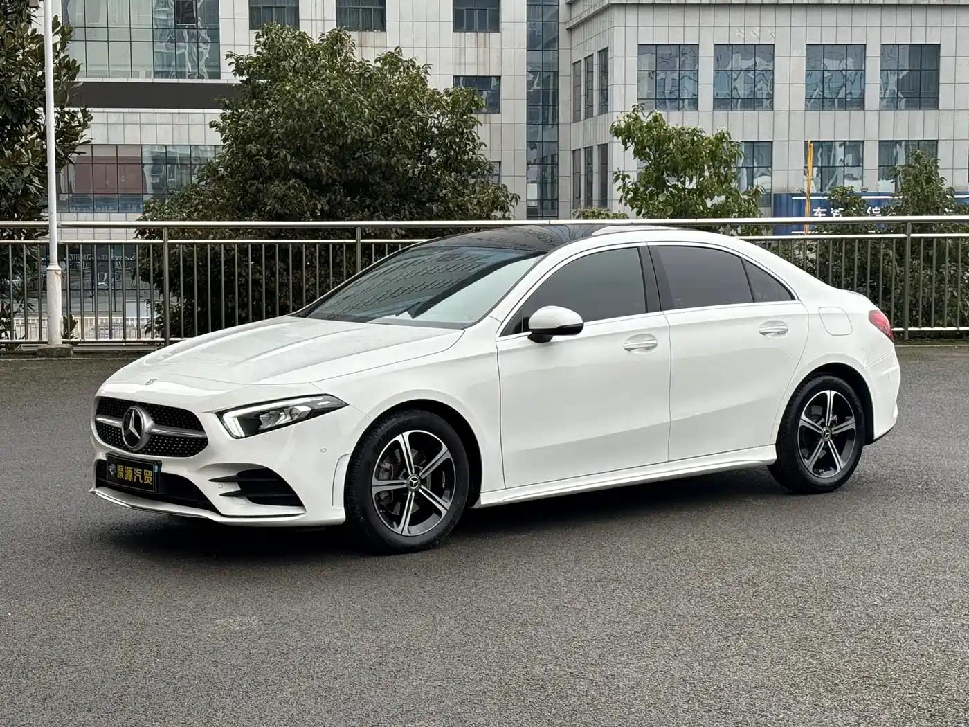Mercedes-Benz A-Class 2022 Facelift II A 200 L Sport Sedan Fashion