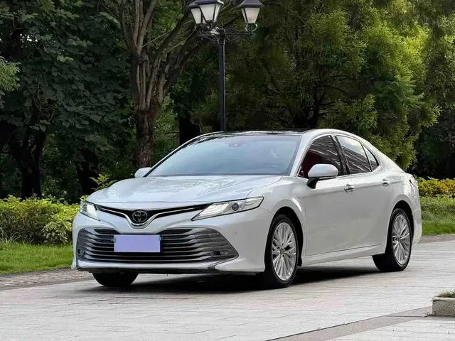 Toyota Camry 2018 2.5G Luxury Edition