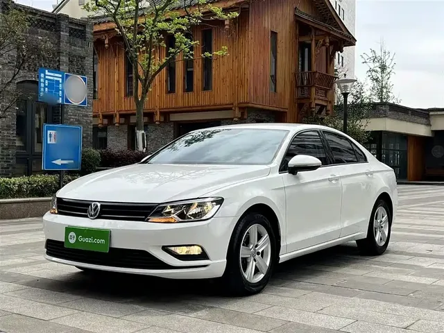 Volkswagen Lamando 2018 230TSI DSG Trend Edition