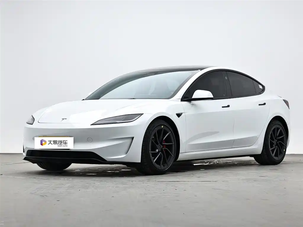 Tesla Model 3 2024 High-Performance All-Wheel Drive Edition