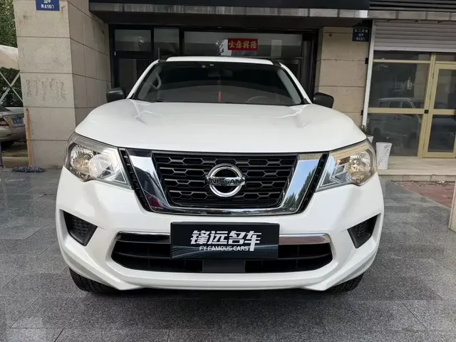 Nissan Terra 2020 2.5L XL Manual 2WD Leading Edition