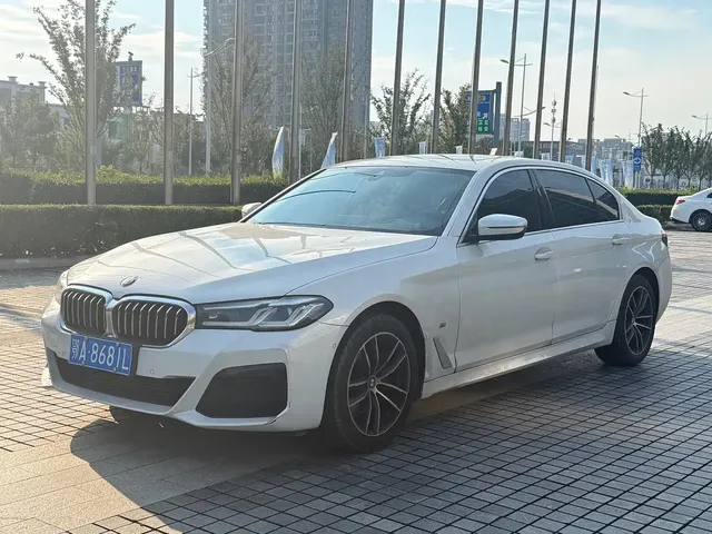 BMW 5 Series 2021 525Li M Sport Package