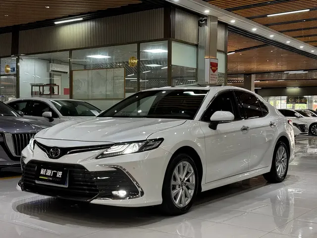 Toyota Camry 2021 2.0G Luxury Edition