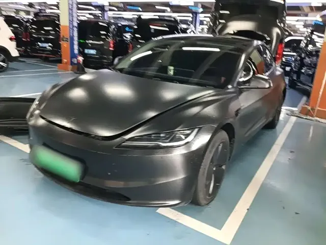 Tesla Model 3 2023 Rear-Wheel Drive
