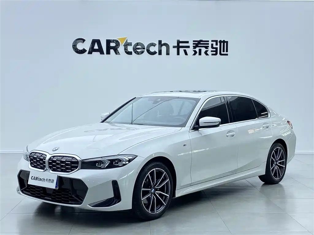 BMW 3 Series 2025 330i M Sport Night Edition