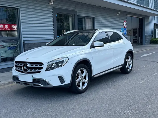 Mercedes-Benz GLA 2018 GLA 200 Dynamic