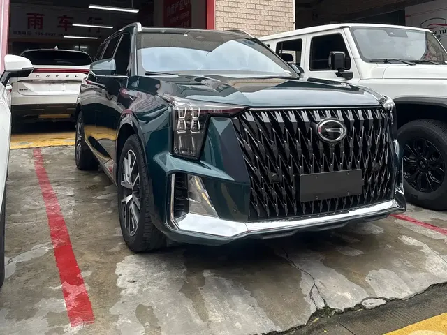 GAC Trumpchi GS8 2022 Pilot Series 2.0TGDI 2WD Luxury Smart Connect Edition (7-Seater)