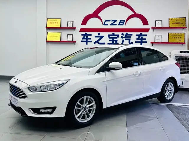 Ford Focus 2018 Sedan Classic EcoBoost 180 Automatic Elite