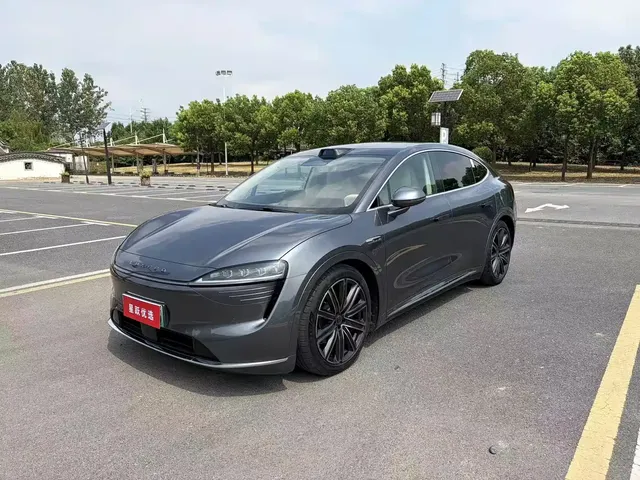 Zhijie Luxeed R7 2024 Pure Electric 736km Ultra