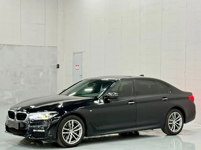 BMW 5 Series 2018 525Li M Sport Package