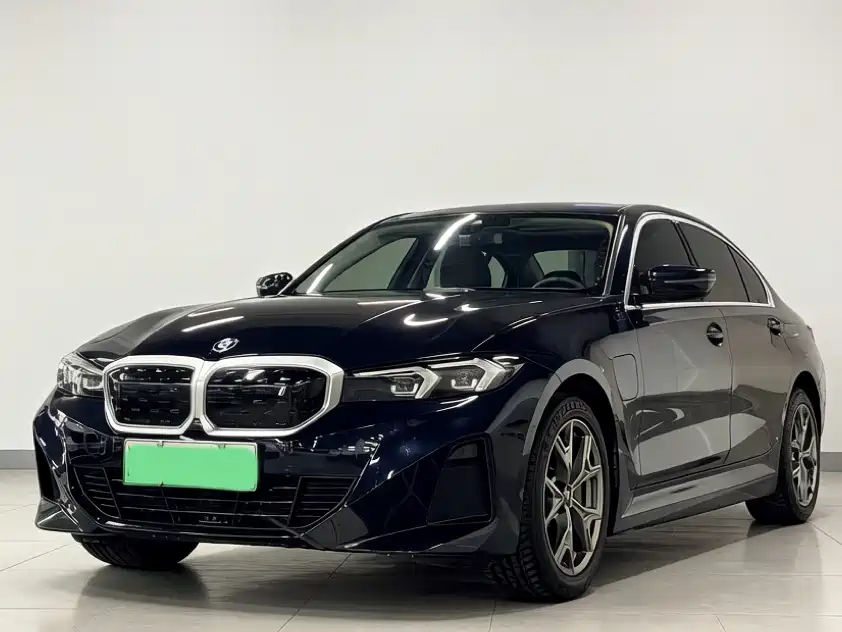 BMW i3 2024 eDrive 35 L