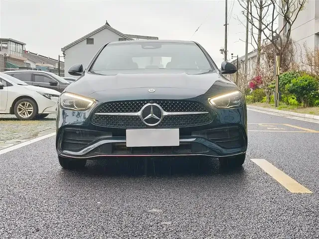 Mercedes-Benz C-Class 2024 Facelift C 200 L Sport