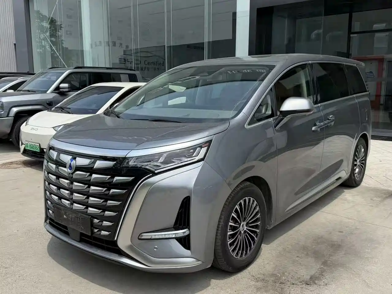 Denza D9 2022 DM-i 970 AWD Flagship