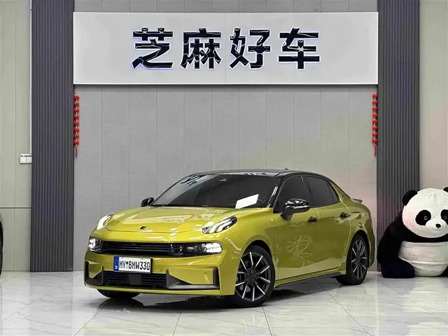 Lynk & Co 03 2021 03+ 2.0TD Auto Wind Rider Edition