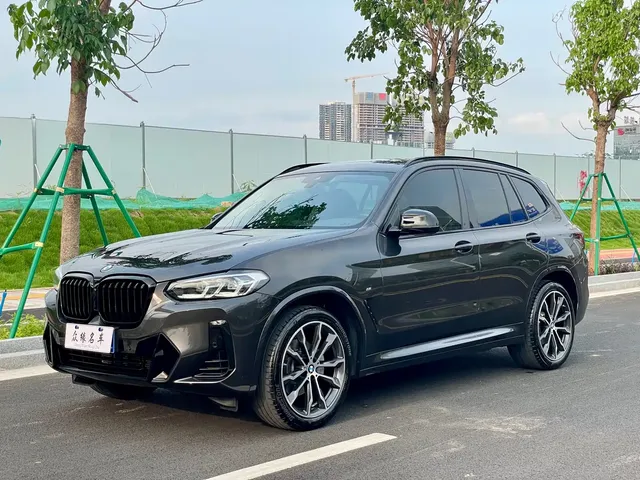 BMW X3 2022 xDrive30i Leading M Night Package