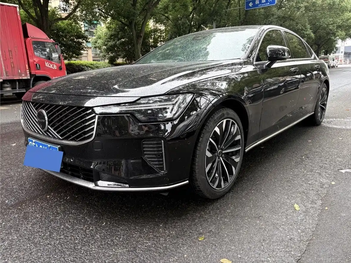 Volvo S90 2024 B5 Inscription Luxury Edition