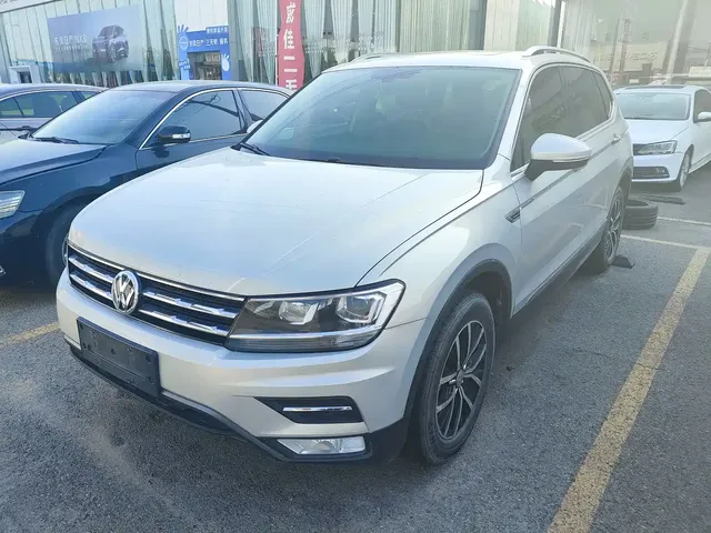 Volkswagen Tiguan L 2017 330TSI Automatic 2WD Luxury Edition