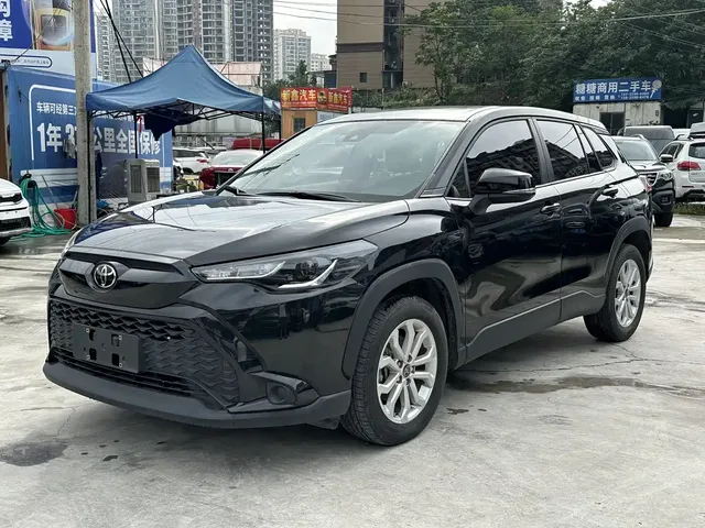 Toyota Frontlander 2023 2.0L CVT Leading Edition