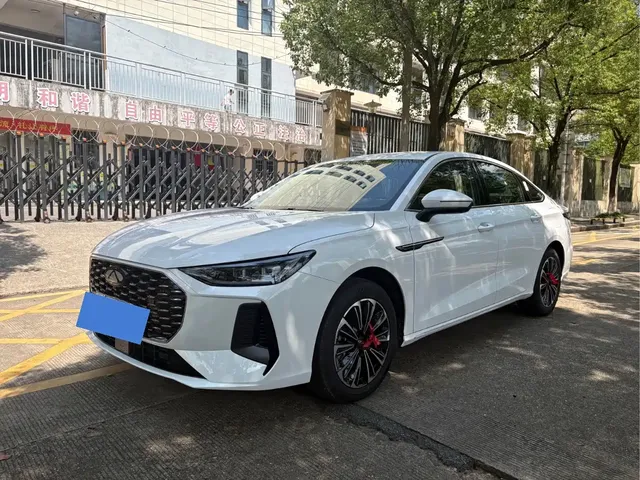 Chery Fengyun A8L 2025 1.5TGDI 145km Standard Type