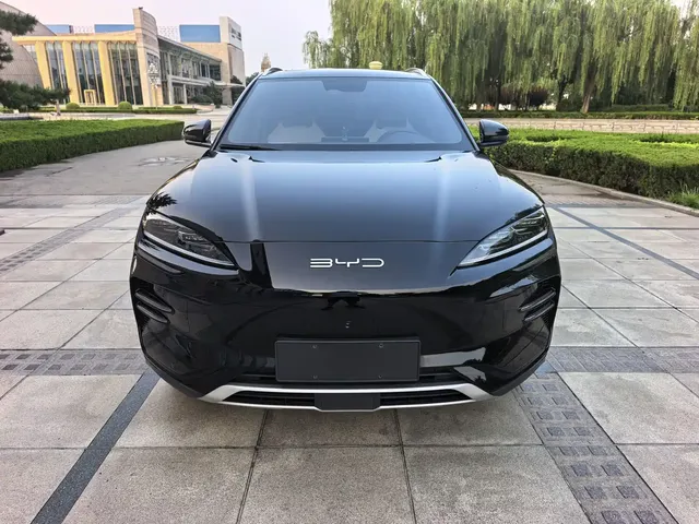 BYD Song PLUS PHEV 2023 Champion Edition EV 520KM Premium
